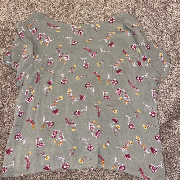 Green Pink Republic Lace up Blouse - Picture 3 of 4